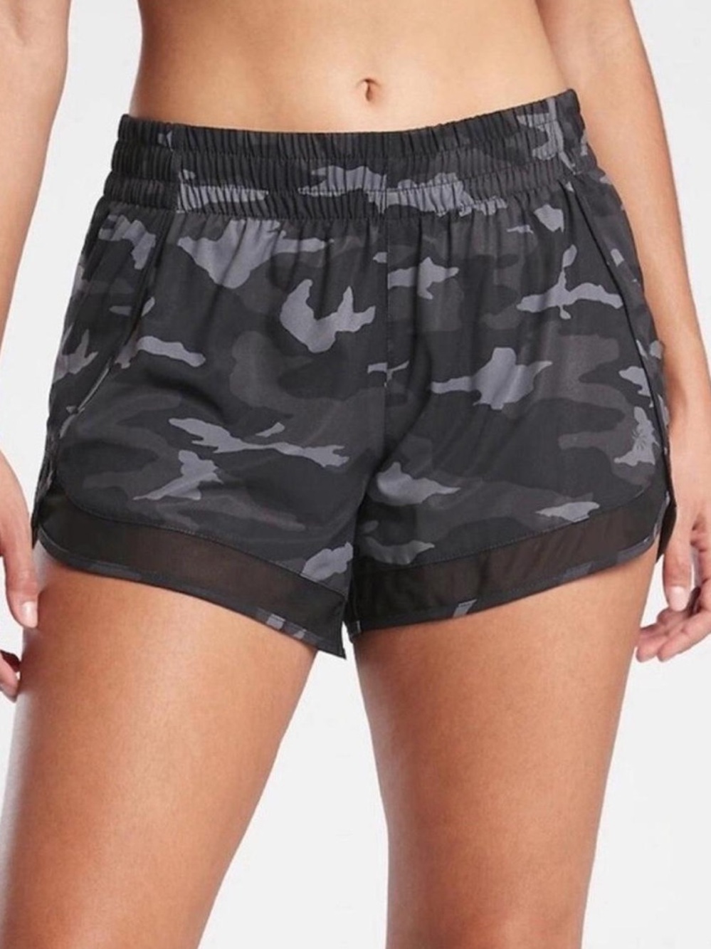 Athleta Printed Mesh Racer Run Short Camo Sz S